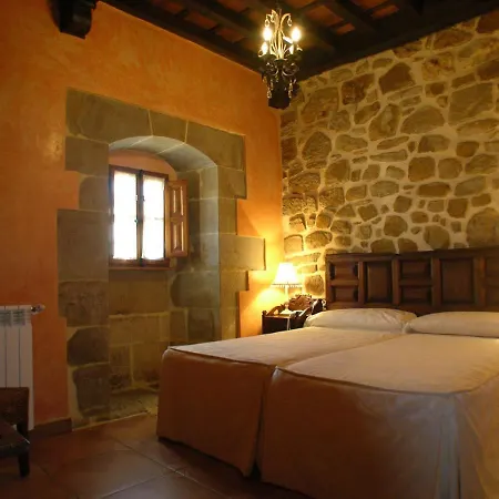 Palacio La Cajiga 3*